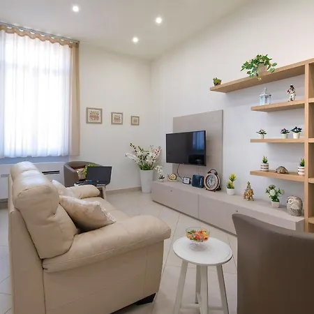 La Preziosa Duomo Apartman *