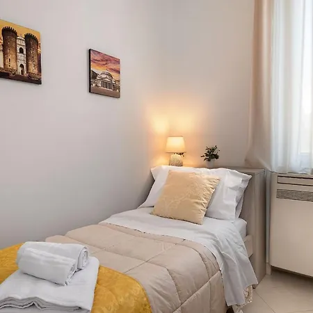 La Preziosa Duomo アパート ナポリ